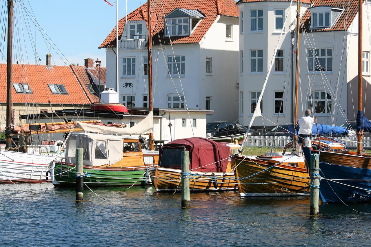 Rodkaergard Bed&Breakfast Kerteminde Exterior photo